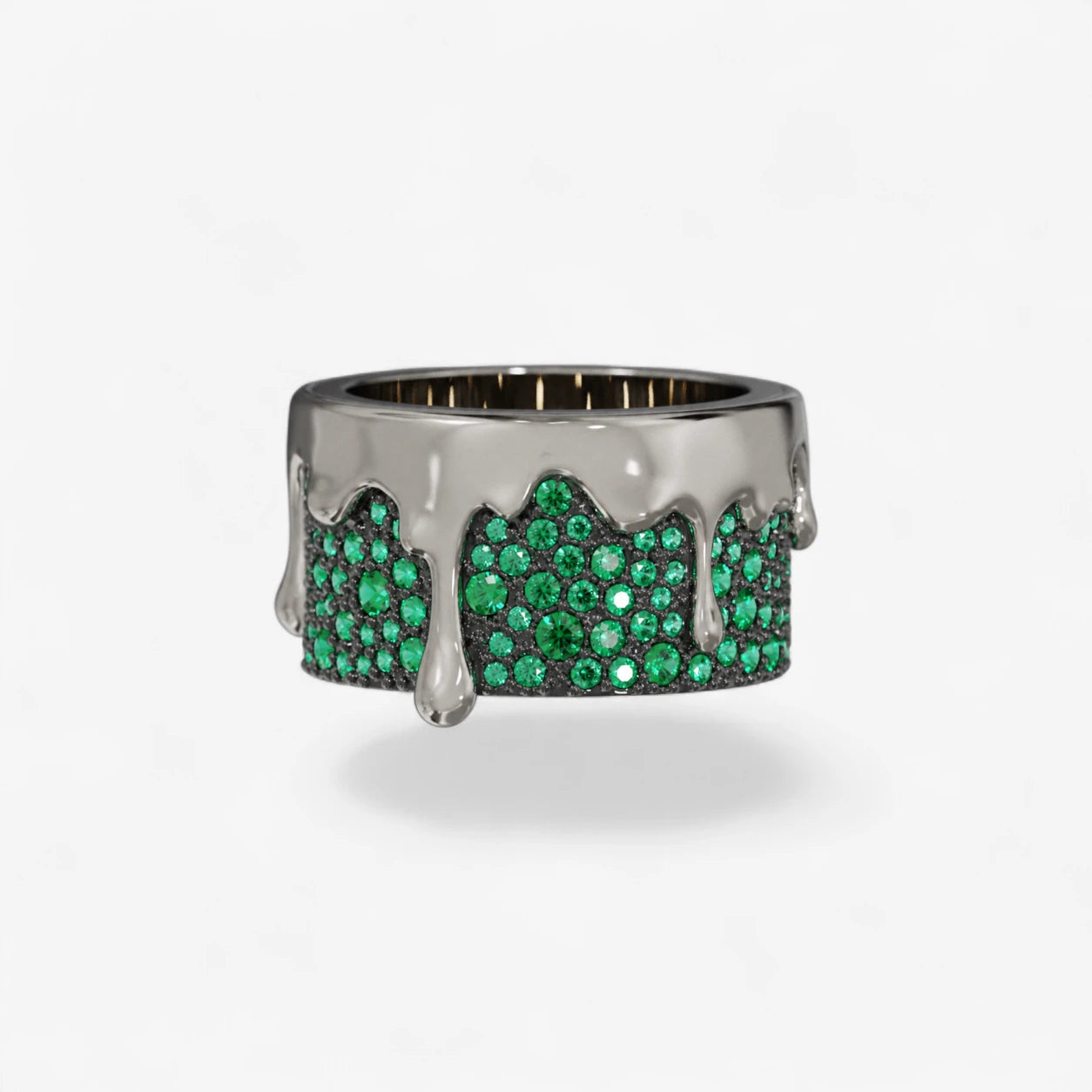 Sultry_ring_Sapfira_tsavorite